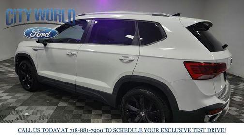 2024 Volkswagen Taos 1.5T SE