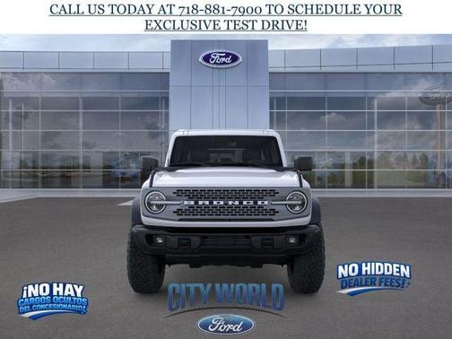 OXFORD WHITE 2026 Ford Bronco Badlands