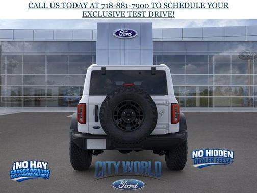 OXFORD WHITE 2026 Ford Bronco Badlands