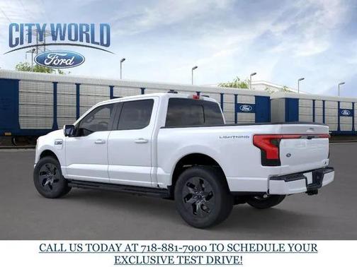 2025 Ford F-150 Lightning LARIAT