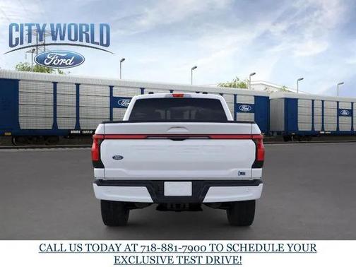2025 Ford F-150 Lightning LARIAT