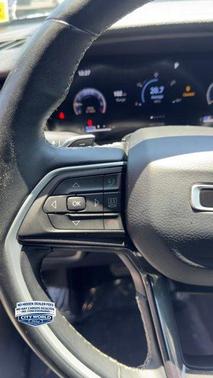 Bright White Clearcoat 2021 Jeep Grand Cherokee L Altitude