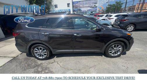 2018 Hyundai SANTA FE SE