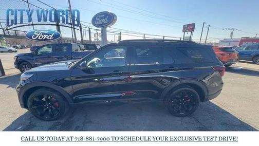2023 Ford Explorer ST