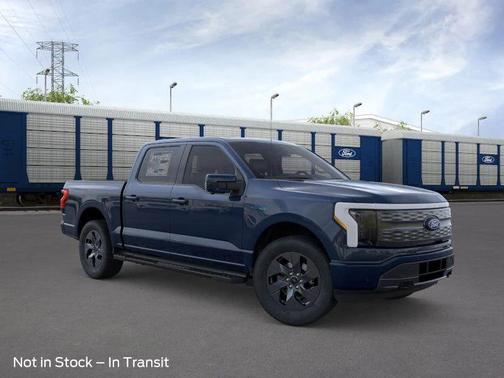 2025 Ford F-150 Lightning LARIAT