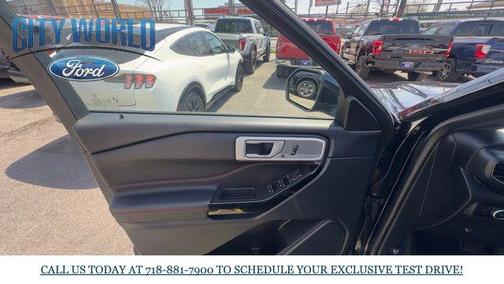 AGATE BLACK METALLIC 2023 Ford Explorer ST-Line