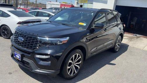 AGATE BLACK METALLIC 2023 Ford Explorer ST-Line