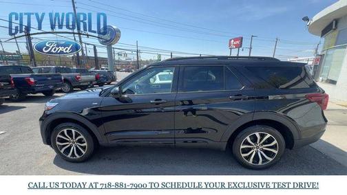 AGATE BLACK METALLIC 2023 Ford Explorer ST-Line