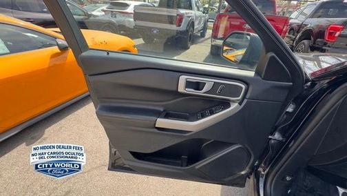 AGATE BLACK METALLIC 2023 Ford Explorer XLT