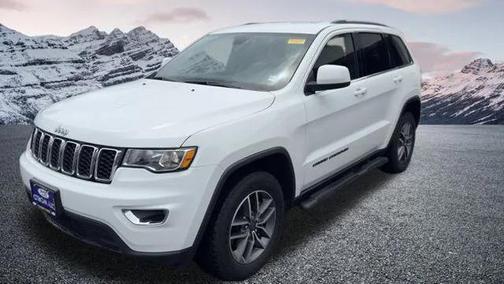 2020 Jeep Grand Cherokee Laredo