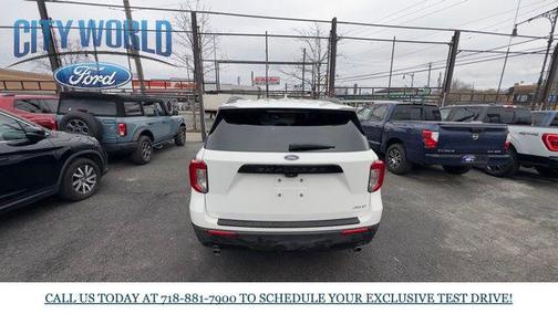 2023 Ford Explorer ST-Line