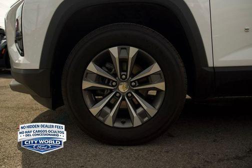 Summit White 2025 Chevrolet Equinox 1LT