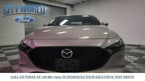 2023 Mazda Mazda3 FWD w/Preferred Package