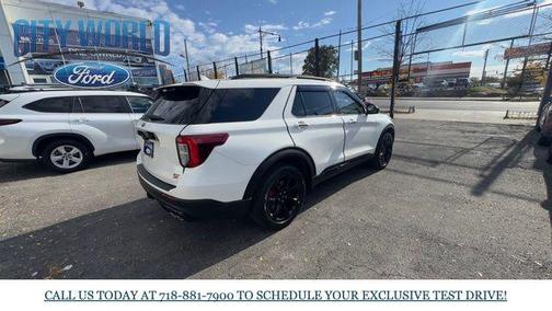 2022 Ford Explorer ST