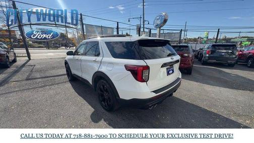 2022 Ford Explorer ST