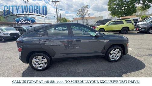2024 Hyundai KONA SE