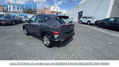 2024 Hyundai KONA SE