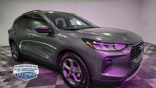 Carbonized Gray Metallic 2025 Ford Escape ST-Line