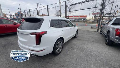 Crystal White Tricoat 2021 Cadillac XT6 Premium Luxury AWD