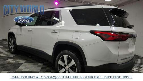 2022 Chevrolet Traverse LT Leather