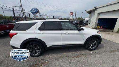 STAR WHITE MET TRI-COAT 2023 Ford Explorer XLT