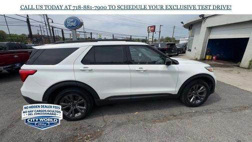 STAR WHITE MET TRI-COAT 2023 Ford Explorer XLT