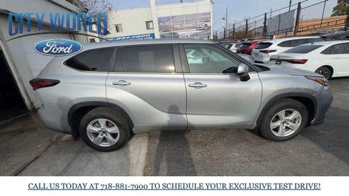 2024 Toyota Highlander LE
