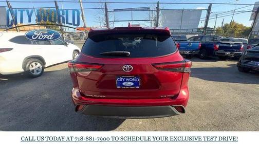 2022 Toyota Highlander XLE