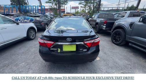 2016 Toyota Camry Hybrid SE