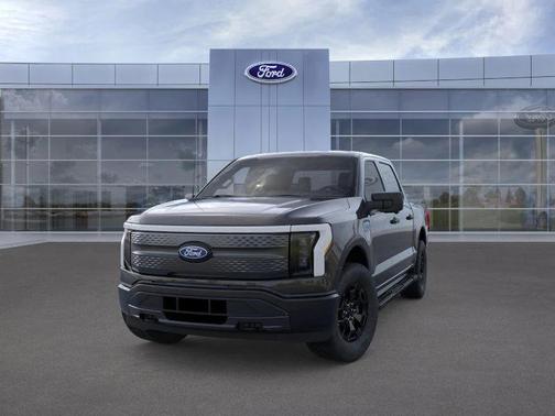 2025 Ford F-150 Lightning XLT
