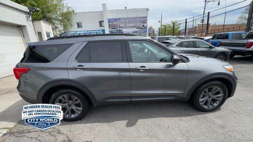 CARBONIZED GRAY METALLIC 2023 Ford Explorer XLT