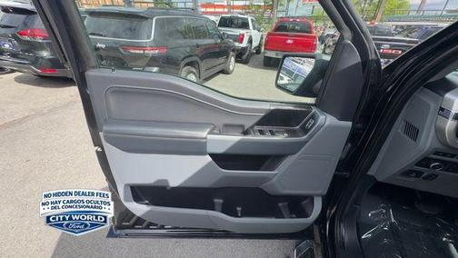 AGATE BLACK METALLIC 2022 Ford F-150 XLT