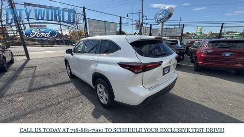 2024 Toyota Highlander LE