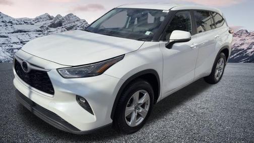 2024 Toyota Highlander LE