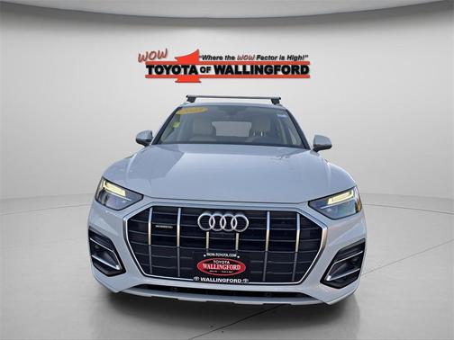 2023 Audi Q5 40 Premium Plus