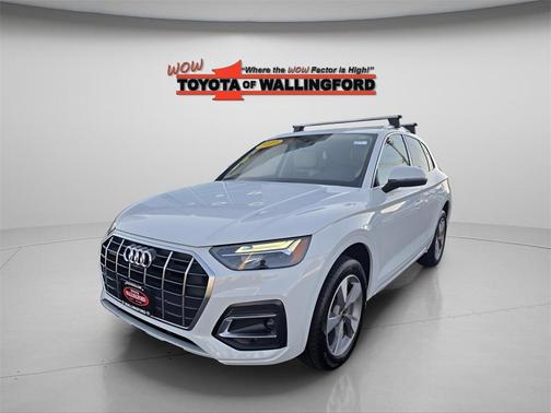 2023 Audi Q5 40 Premium Plus