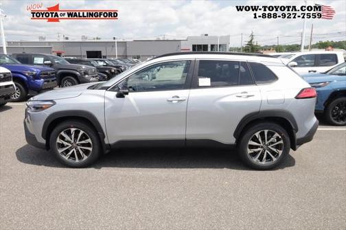 2025 Toyota Corolla Cross XLE
