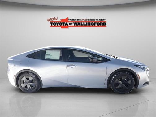 2026 Toyota Prius Plug-In Hybrid 
