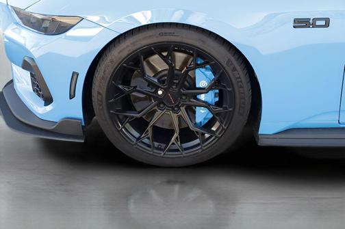 Grabber Blue Metallic 2024 Ford Mustang GT Premium