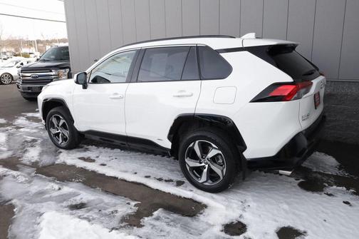 2023 Toyota RAV4 Prime SE