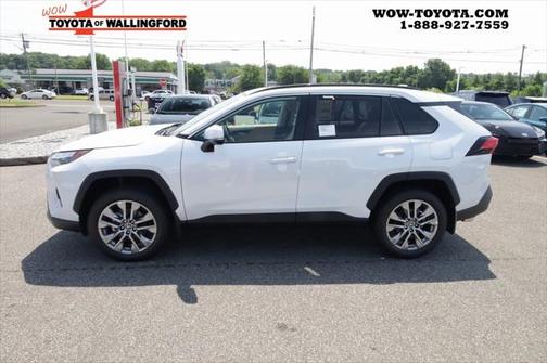 2025 Toyota RAV4 XLE Premium
