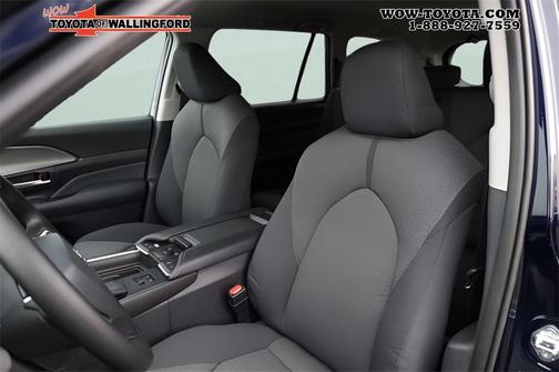 2026 Toyota Highlander LE