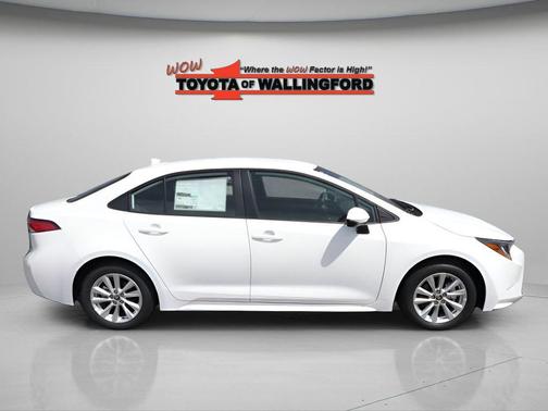 Ice 2026 Toyota Corolla LE