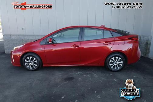 2022 Toyota Prius LE