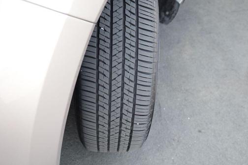 Titanium Glow 2023 Toyota Venza Limited