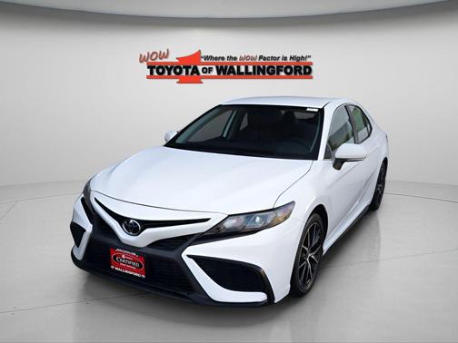 Ice Cap 2024 Toyota Camry SE
