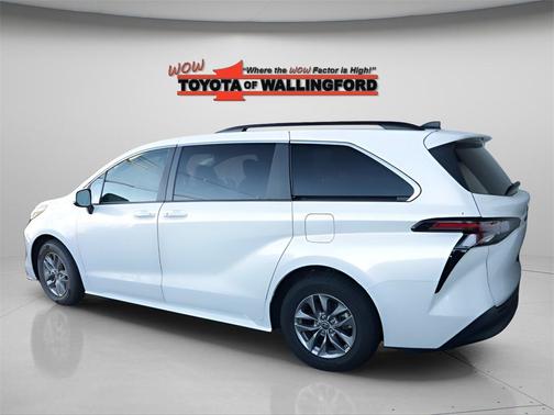 2024 Toyota Sienna XLE 7 Passenger