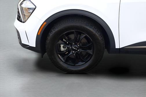 Glacier White Pearl/Ebony Black Roof 2023 Kia Sportage S