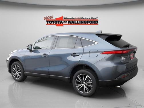 2024 Toyota Venza LE