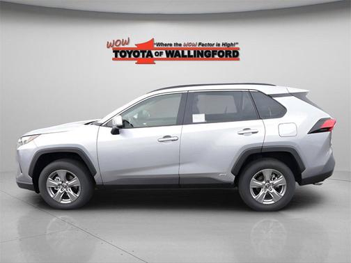 2025 Toyota RAV4 Hybrid LE